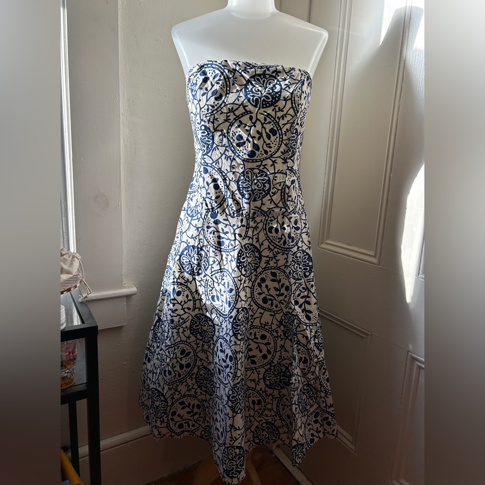 Tabitha/Anthropologie Strapless Dress With Blue & Cream Pattern